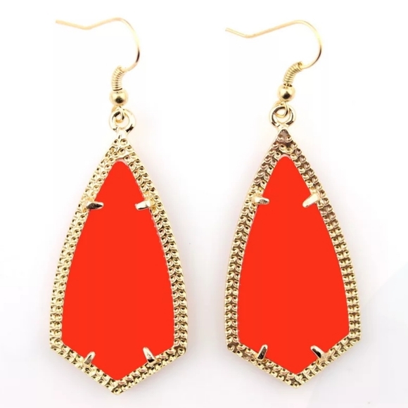 Chandelier Earrings Drop Down and Fun - Picture 1 of 8